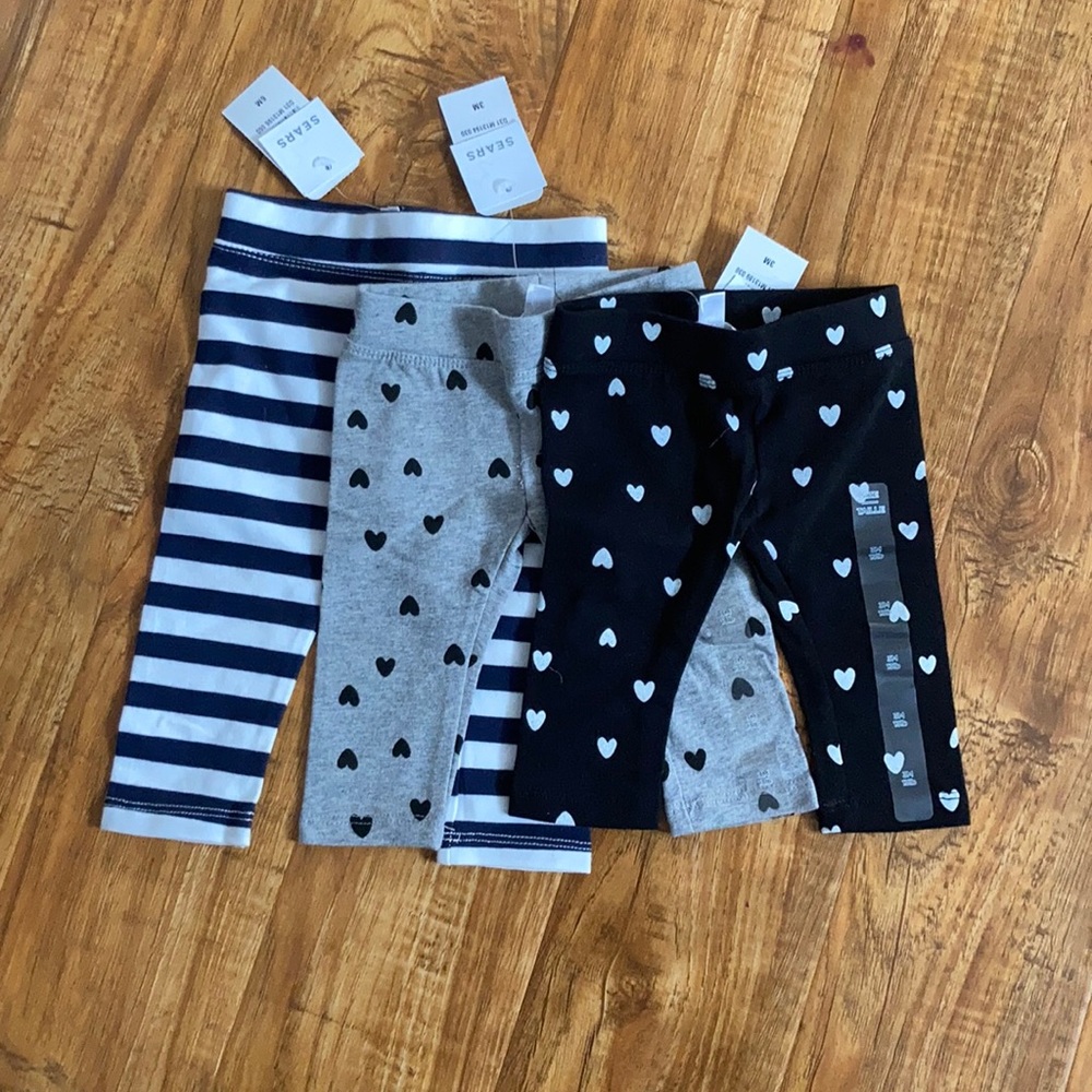 Lot of three leggings